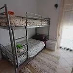 度假居 Irinis House *
