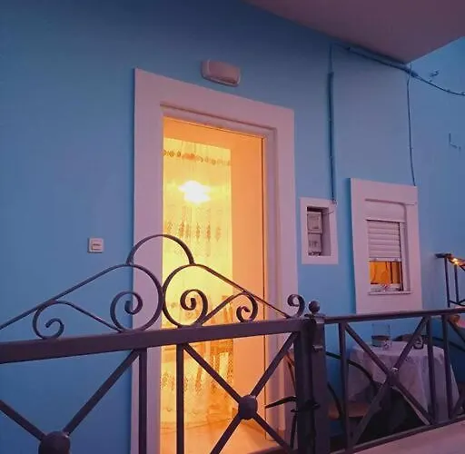 Semesterbostad Irinis House *